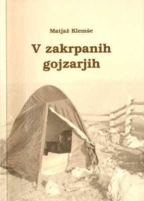 V zakrpanih gojzarjih